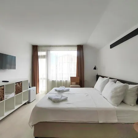 7 Bansko