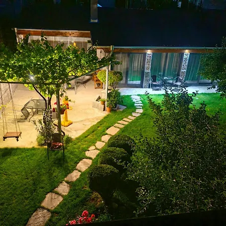 7 Guest house