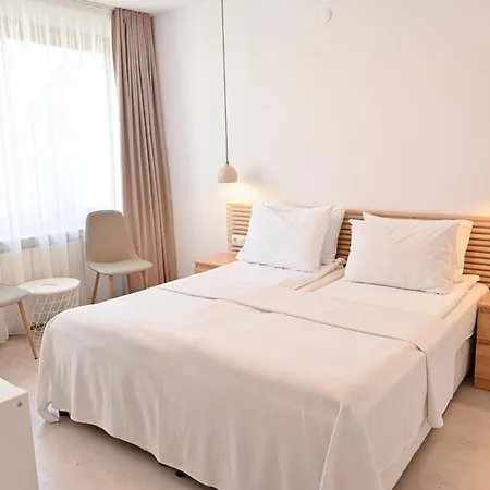 Guest house 7 *